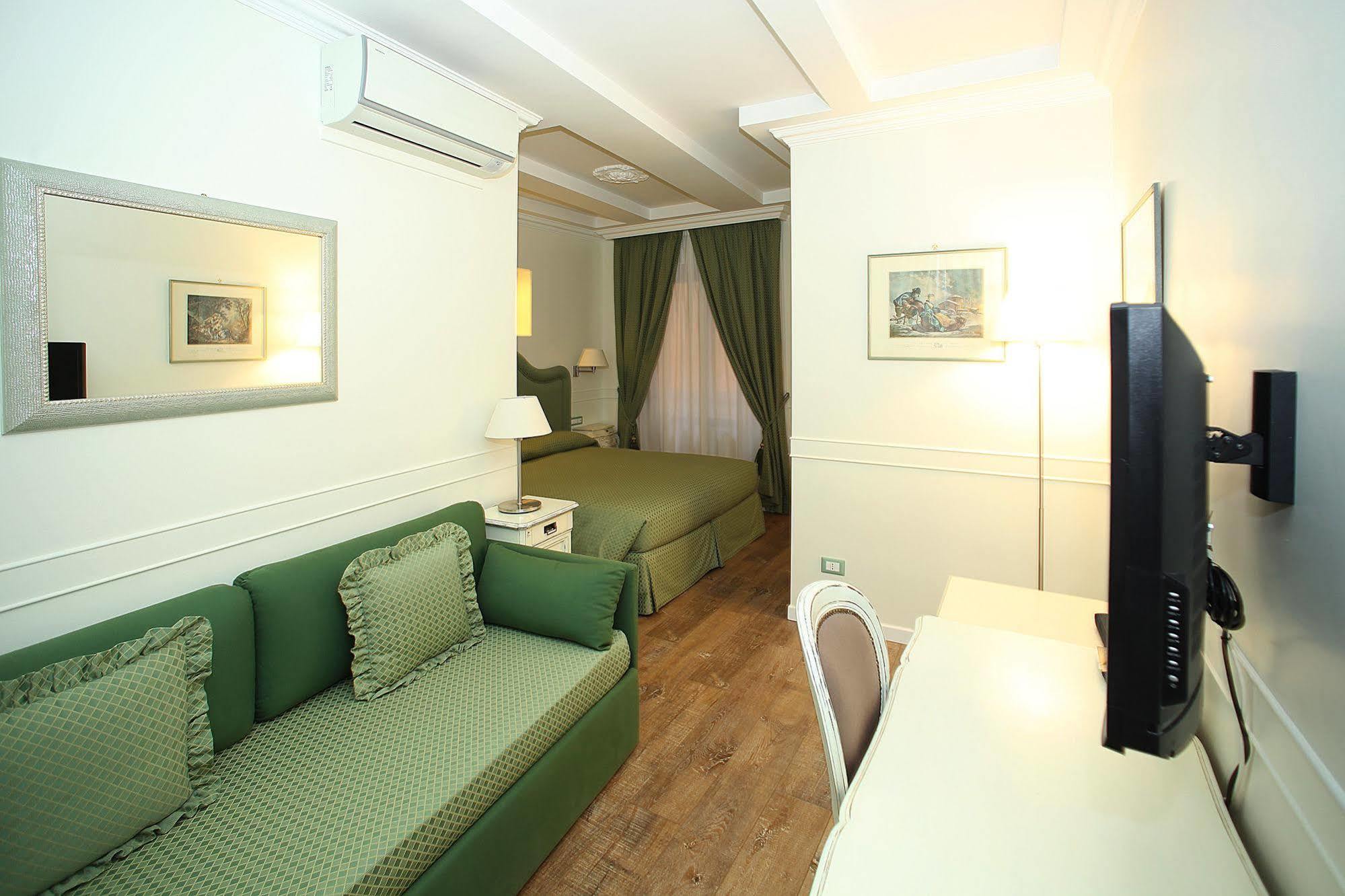 Residenza Ponte Sant'Angelo Hotel Рим Екстериор снимка