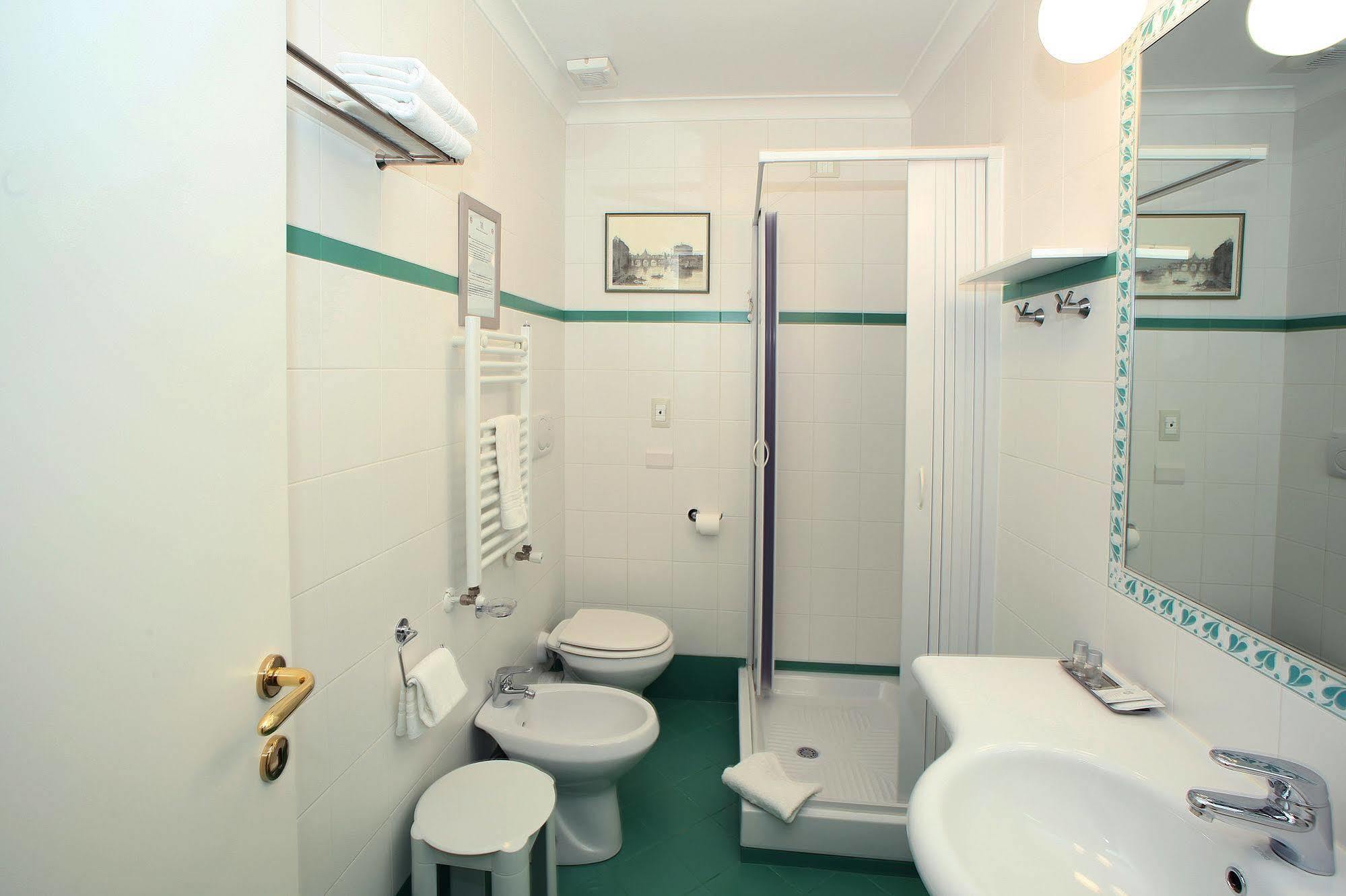 Residenza Ponte Sant'Angelo Hotel Рим Екстериор снимка