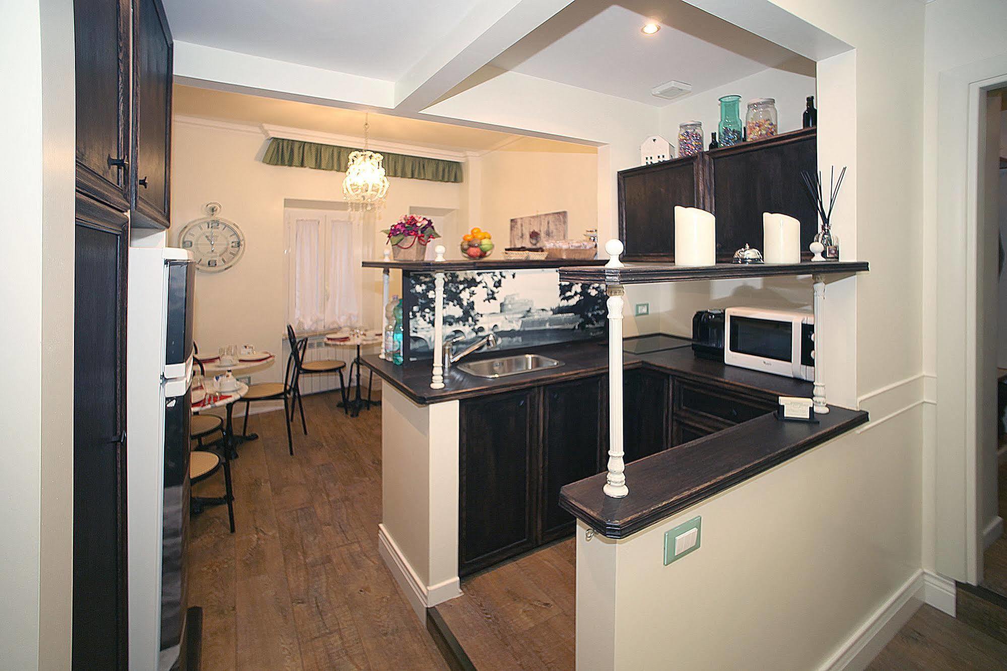 Residenza Ponte Sant'Angelo Hotel Рим Екстериор снимка