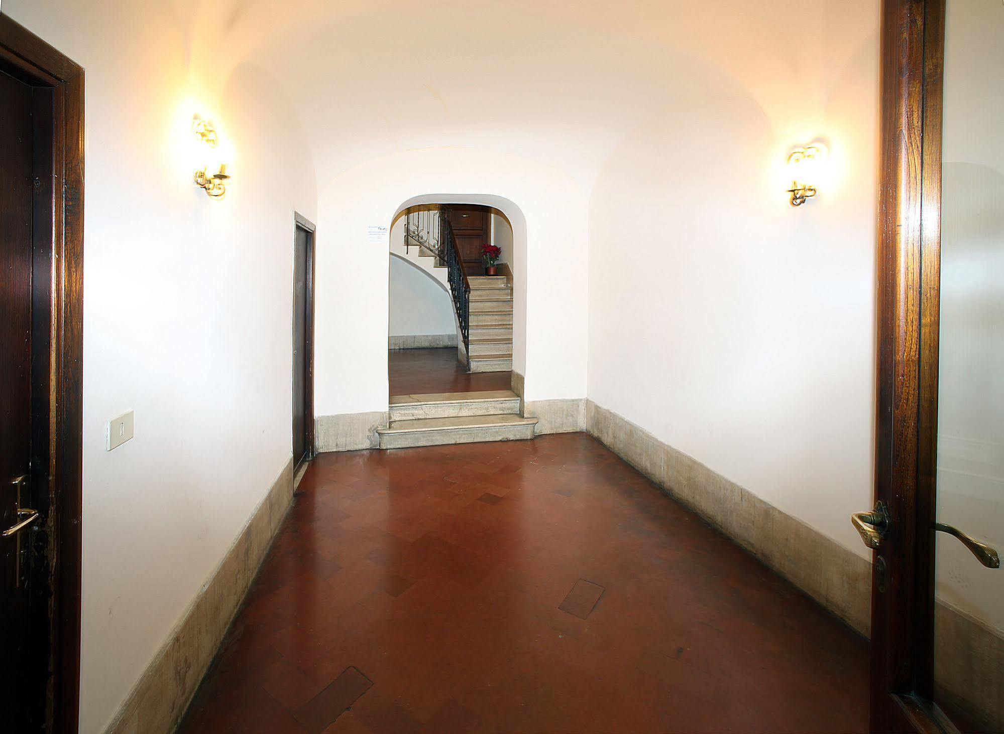 Residenza Ponte Sant'Angelo Hotel Рим Екстериор снимка